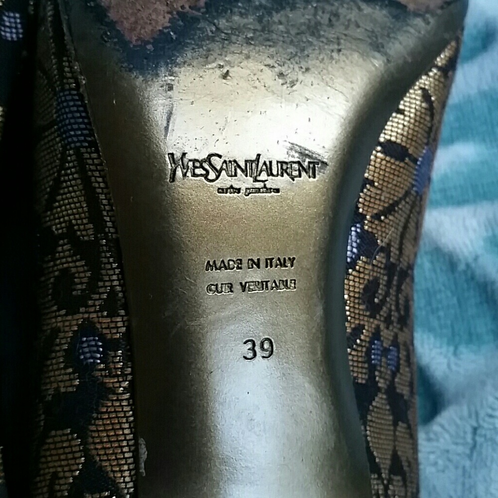 Yves Saint Laurent Gold and Navy Brocade Pumps - Picture 7 of 9